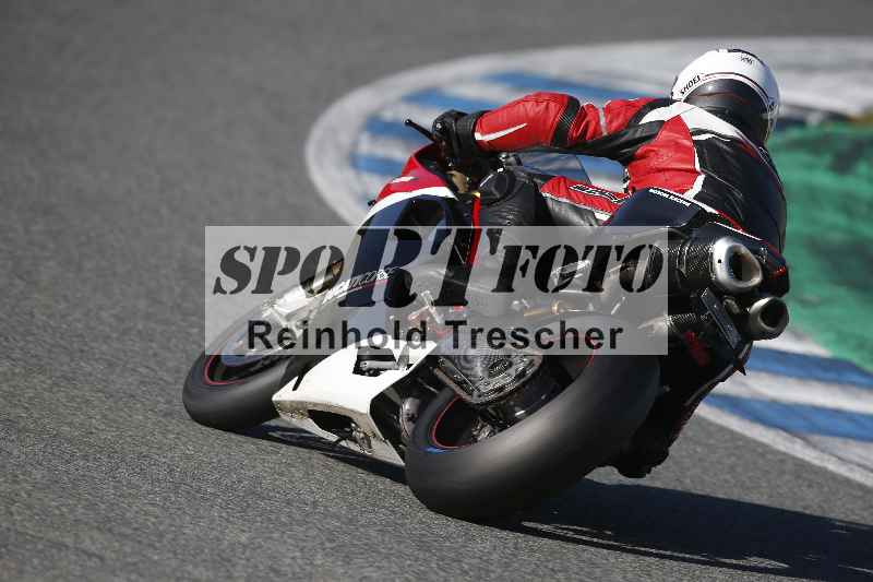 /Archiv-2024/02 29.01.-02.02.2024 Moto Center Thun Jerez/Gruppe gruen-green/40